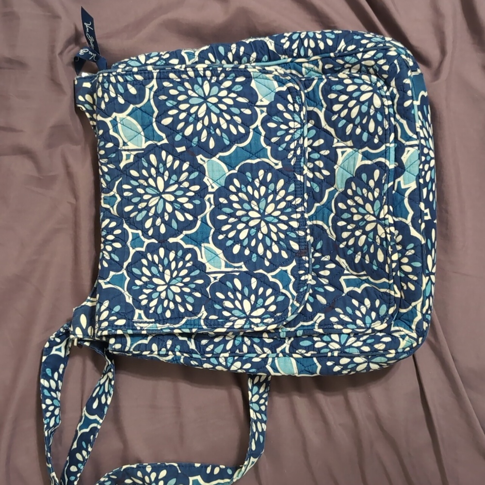 Vera Bradley Messenger bag: "Petal Splash"